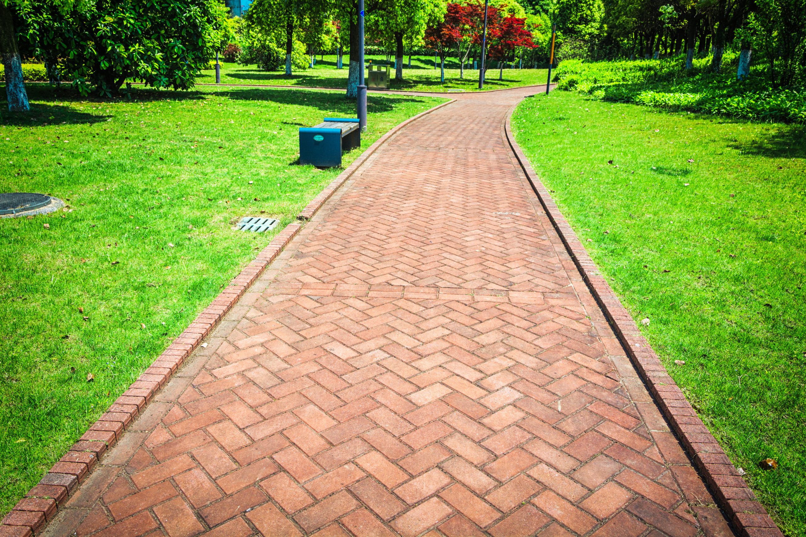 Why Paver Driveways and Patios Are Taking Over Homes in Volusia and Flagler County